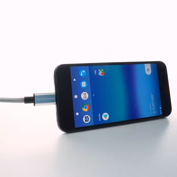 Fuse Chicken Armour USB-C 2m laddar telefon