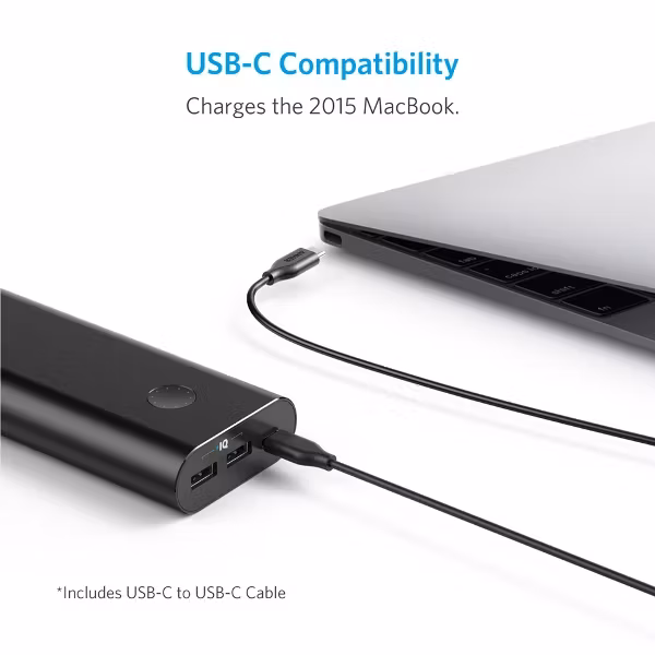 Anker PowerCore+ 20100mAh powerbank med USB-C som laddar en MacBook