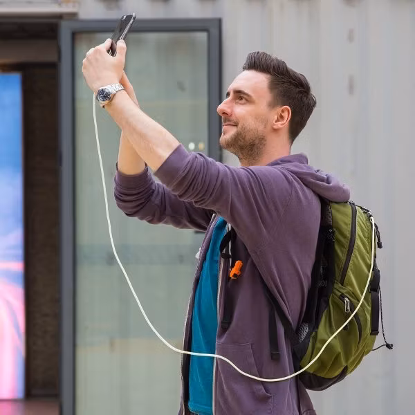 Anker PowerLine Lightning USB kabel - vit, 180cm från väskan till telefonen