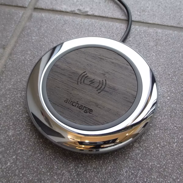 Aircharge Executive trådlös laddare trä