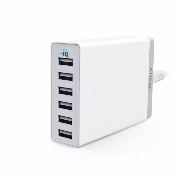 Anker PowerPort 6 mobilladdare med 6 uttag, vit