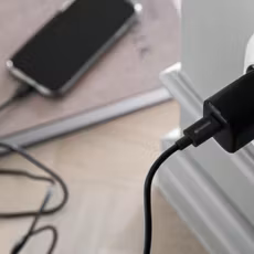 Laddare 20W + USB-C till Lightning Kabel Svart Laddare 20W + USB-C till Lightning Kabel Svart