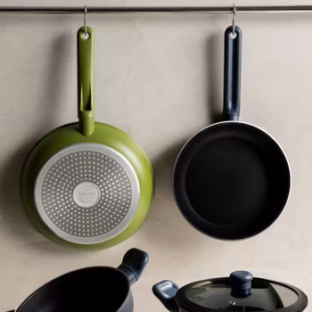 Guzzini Stekpanna 20 cm Cook&Color, Svart. Belagd. PFAS-Fri