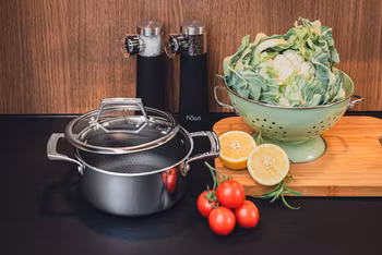 Hâws Santo 2,2 liter gryta med lock. Hybrid-nonstick. Rostfri. PFAS-fri
