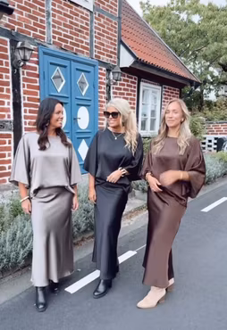 Nelly satintopp brun