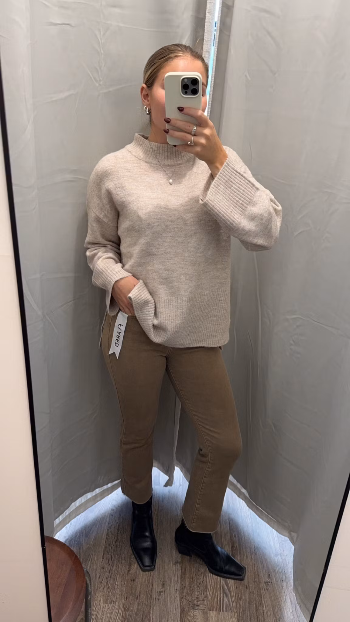 Folyrose jeans flare mörk beige