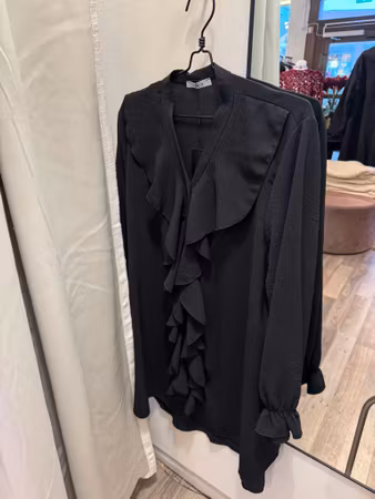 Klänning/tunika med volang svart