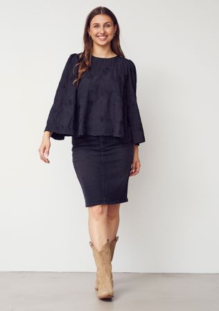 Juna blus svart