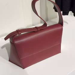 Allison shoulder bag vinröd