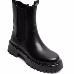 Boots svarta