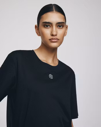 Melea icon t-shirt svart