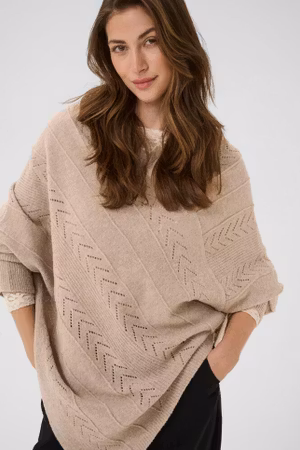 Holiday poncho beige