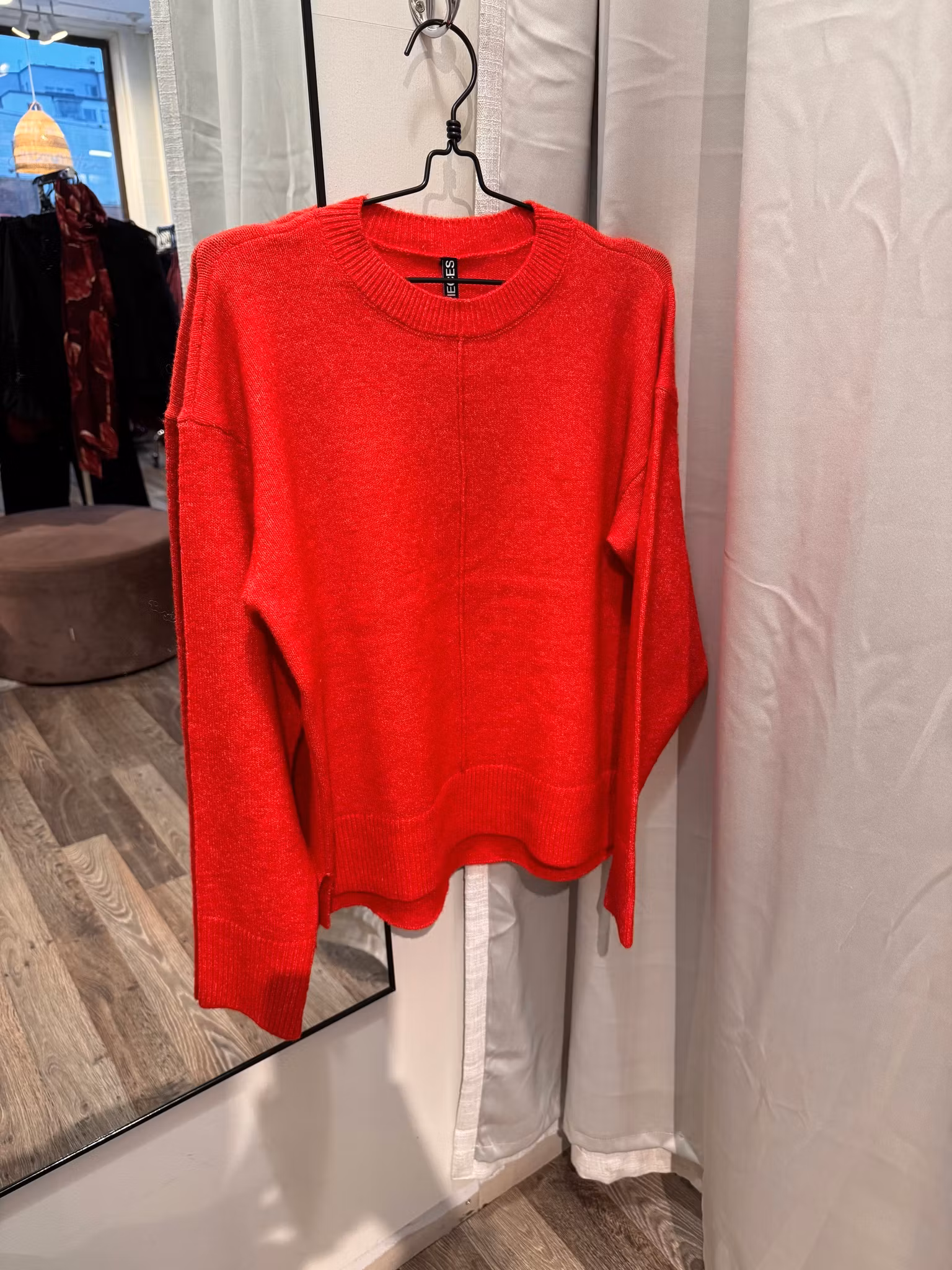 Malou o-neck stickad röd