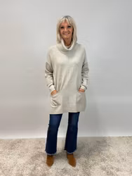 Vendela stickad polotröja sand