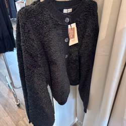 Eira kofta svart