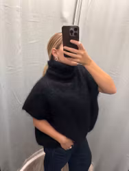 Sussi mohairpolo svart