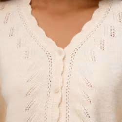 Lya v-neck kofta kräm