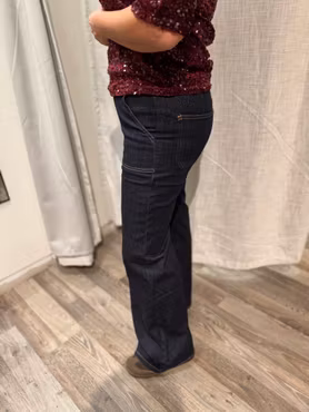 Toxic jeans raka mörk denim