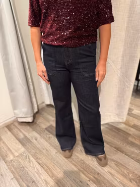 Toxic jeans raka mörk denim