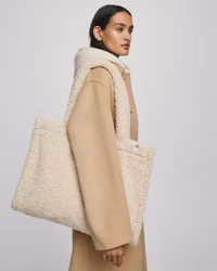 Jennifer shopper teddy