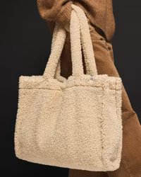 Jennifer shopper teddy