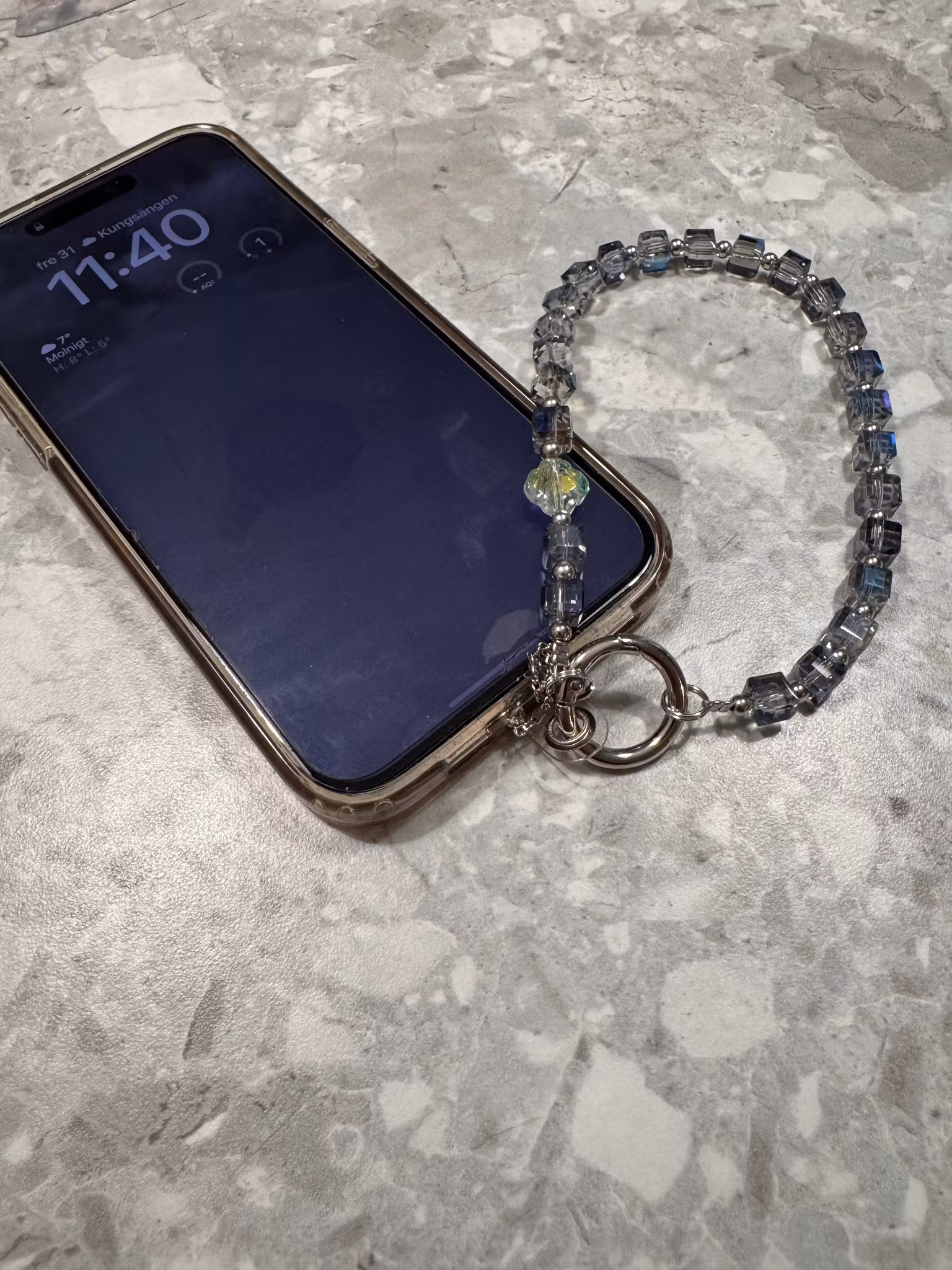 Pärla mobilsmycke/handtag