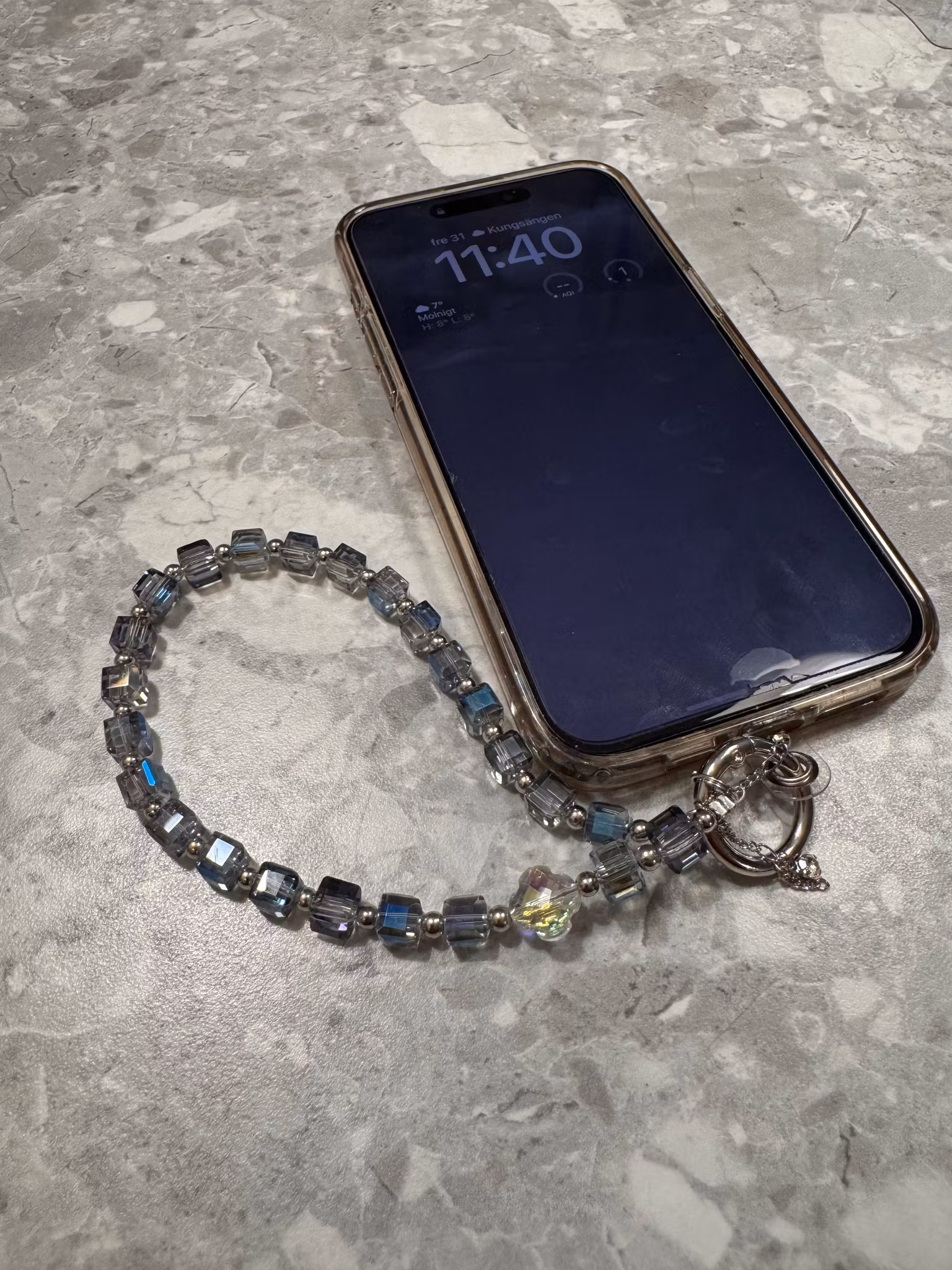 Pärla mobilsmycke/handtag