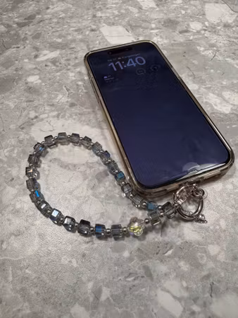 Pärla mobilsmycke/handtag