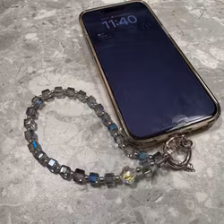 Pärla mobilsmycke/handtag