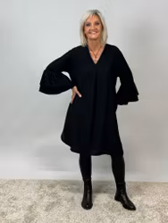 Lisen klänning svart