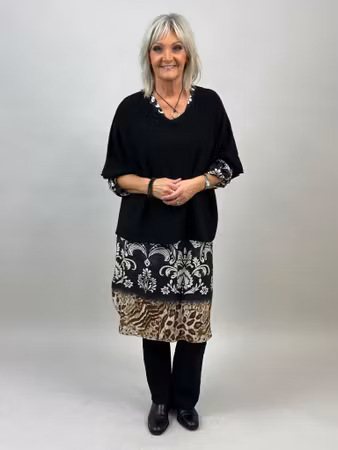 Nessa ponchotröja svart