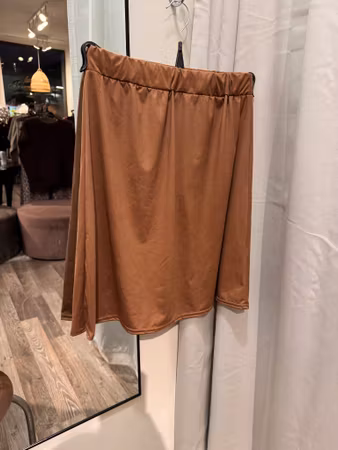 Mockaimitationkjol cognac