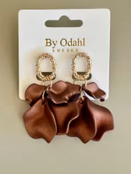 Örhänge silk mörkbrun