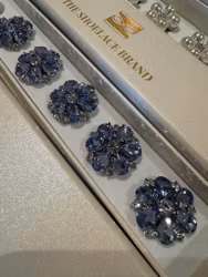 Knappsmycke crystal ljusblå silver 6-pack