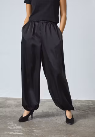 Gewo satinbyxa svart