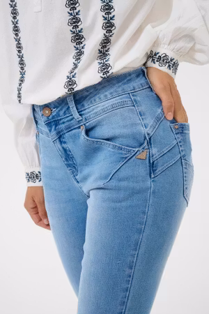Amalie bootcut jeans light blue