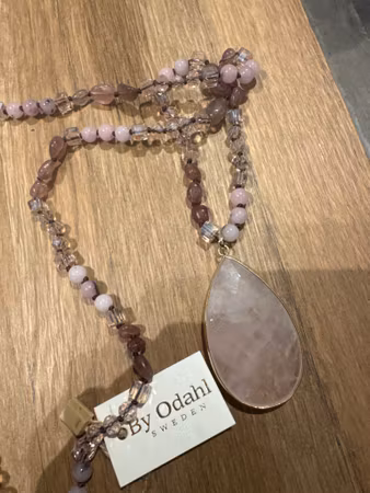 Långt pärlhalsband rosa/champange