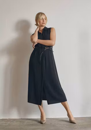 Pearl linneklänning svart