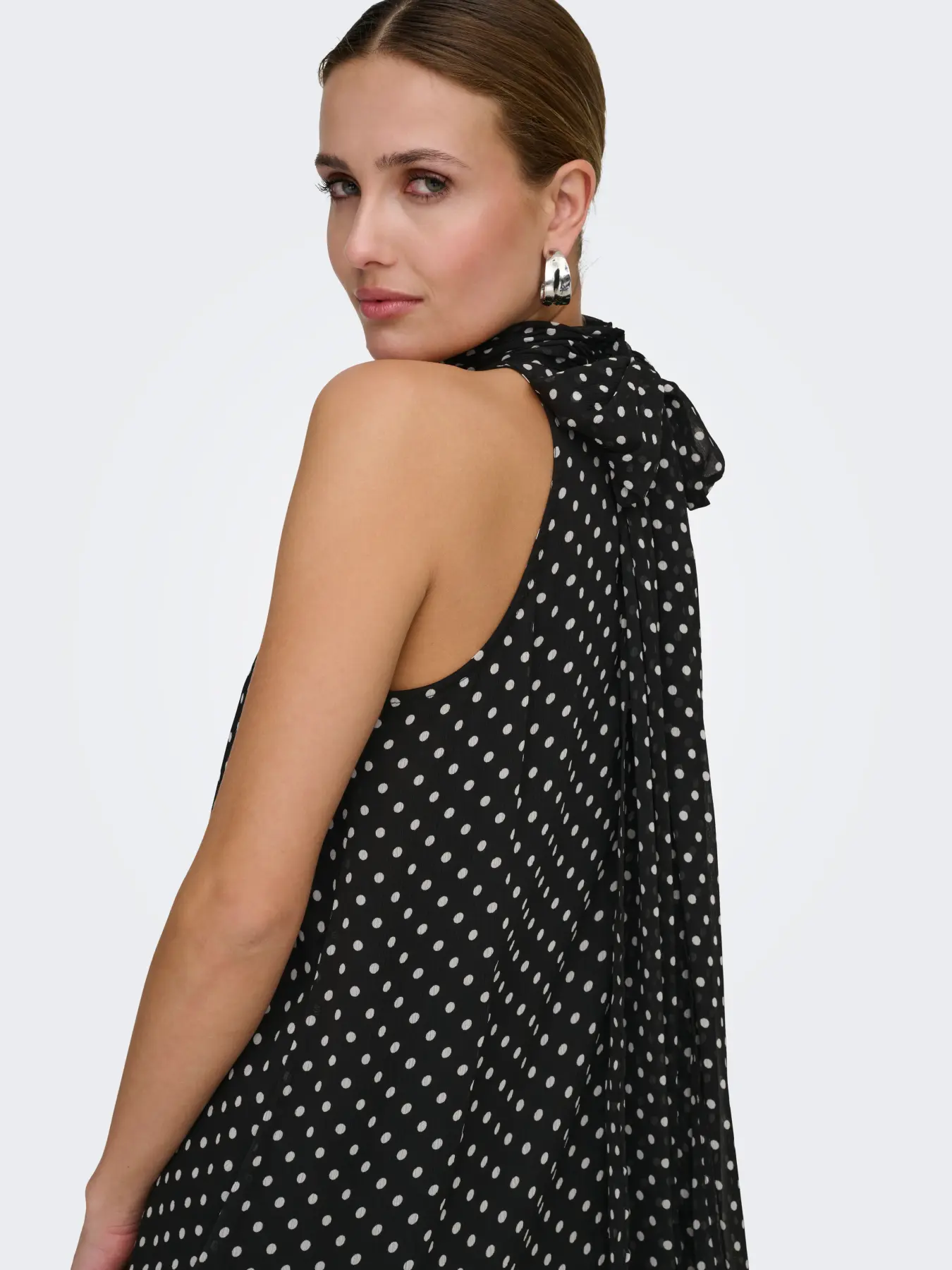 Polka midklänning svart