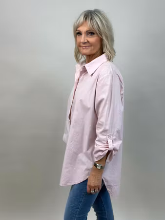 Della skjorta rosa