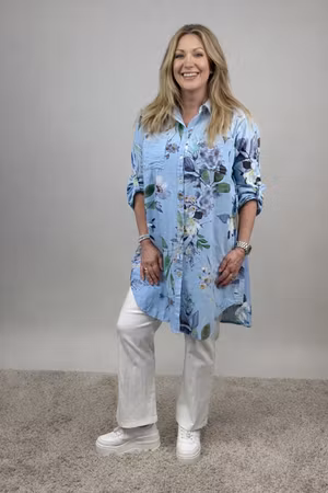 Milou långskjorta blå blommig