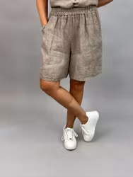 Lindy linneshorts taupe