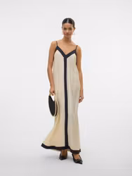 Denise klänning sand/svart