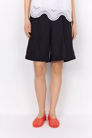 Corinna 2 shorts svart