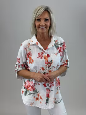 Kelly skjorta vit med blommönster