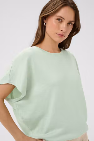 Mila kortärmad cameo green