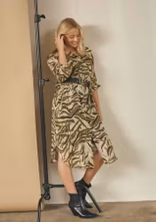 Lotta skjortklänning khaki flow