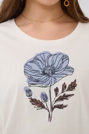 Munni t-shirt blue flower