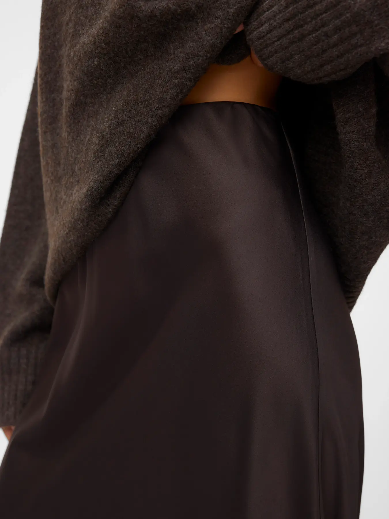 Merle maxi satinkjol brun