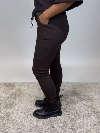 Signe stretchbyxa brun